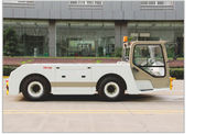 Carbon Steel Diesel Tug Tow Tractor Customised Color Seated For Airport