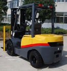 2.5 Ton Heavy Machinery Forklift , Automatic Warehouse Material Handling Equipment