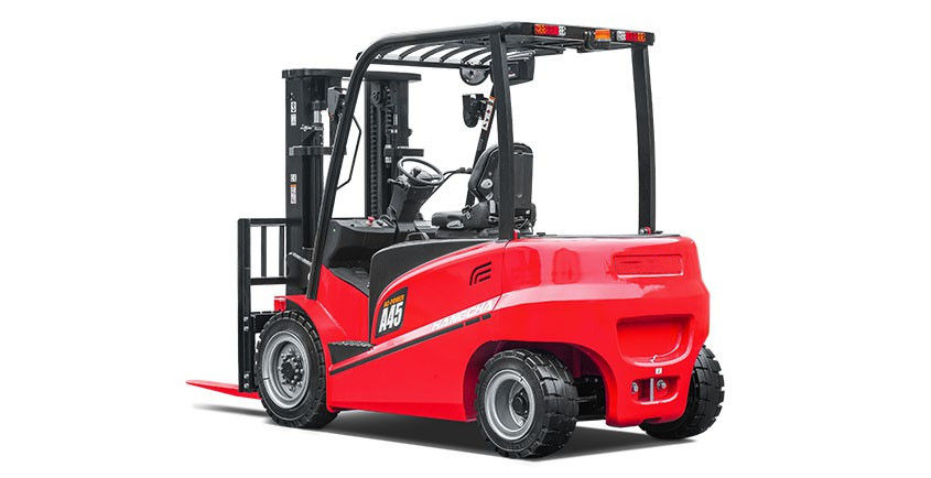 1.0 - 3.5 Ton Four Wheel Battery Electric Forklift Fast Charged Zero Emission Low Noise