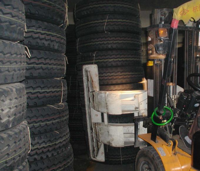 적재용 트럭을 위한 우수한 질 타이어 타이어 죔쇠